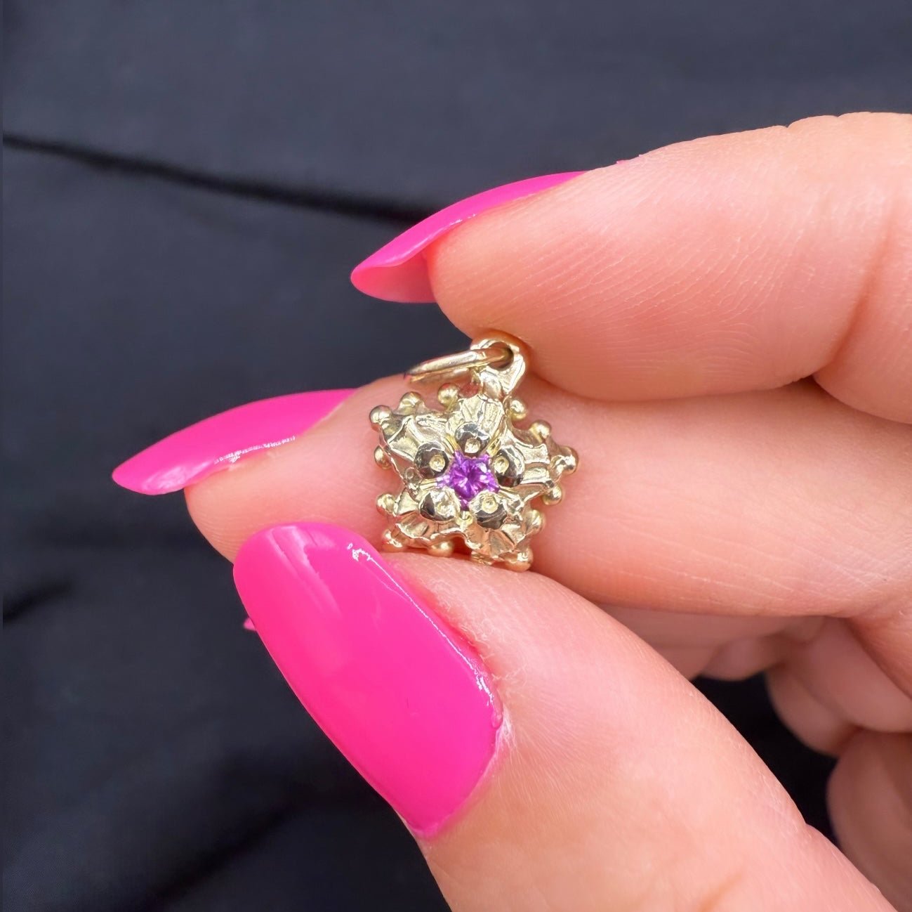 9K Yellow Gold Pink Ceylon Sapphire Flower Pendant (Pendant Only)